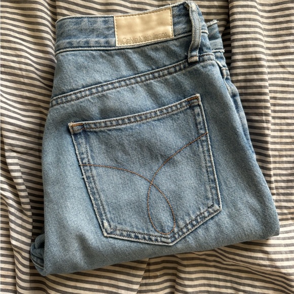 Calvin Klein Jeans - Picture 4 of 8